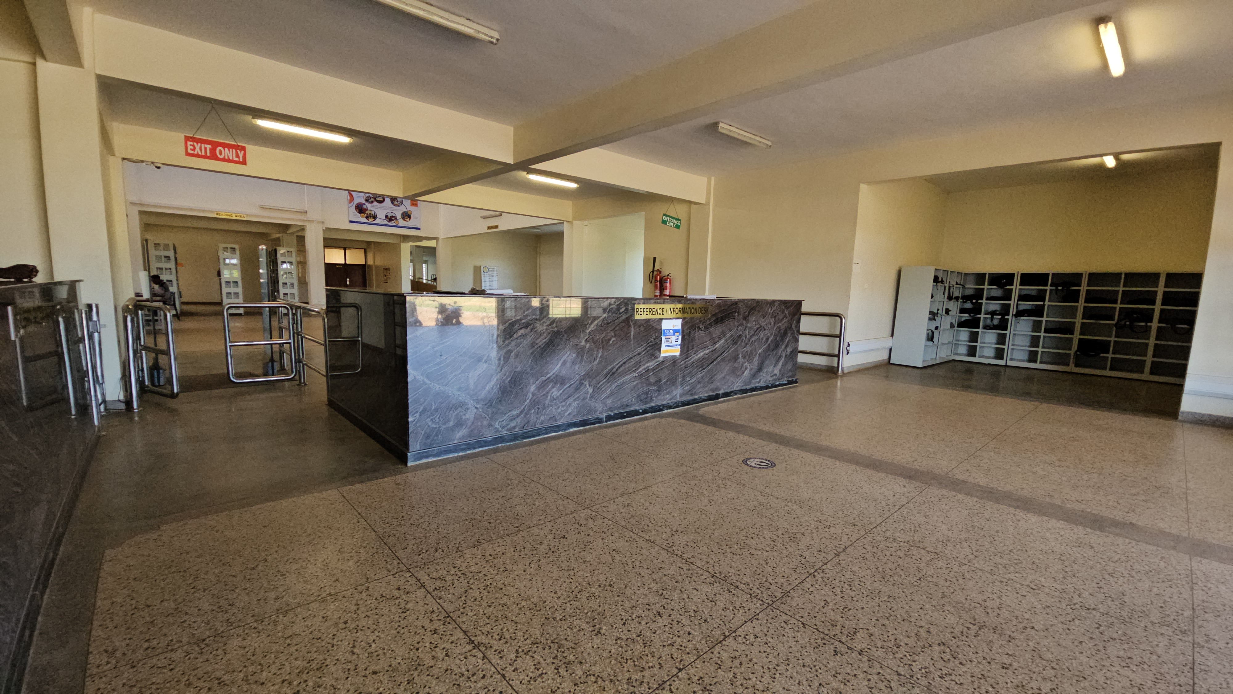 Engineering library reference desk